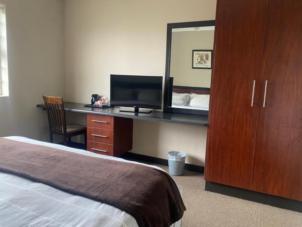 Bluewaters Hotel Ист-Лондон Экстерьер фото